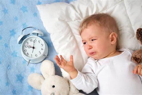 Trẻ em rất dễ bị rối loạn giấc ngủ nếu như uống sữa vào trước khi ngủ, hoặc buổi tối
